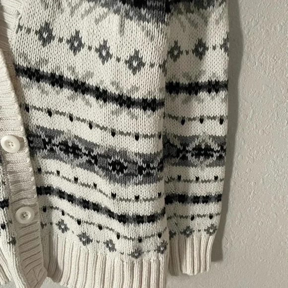 Bass Cardigan - Picture 4 of 7